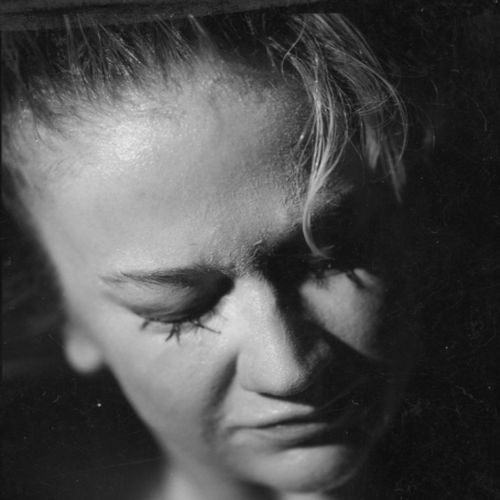 Endlich wieder Worte wie Messer: ‘Anne Clark’ geht 2027 auf „Edge Of Silence“-Tour