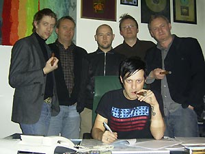 Apoptygma Berzerk - neuer Vertrag, neue Single, neues Album!