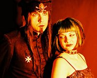 Benn Ra arbeitet für Scarlet's Remains und Hatesex
