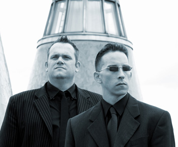 X-Divide unterschreiben bei Infacted Recordings