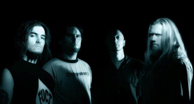 Machine Head schwärzen erneut