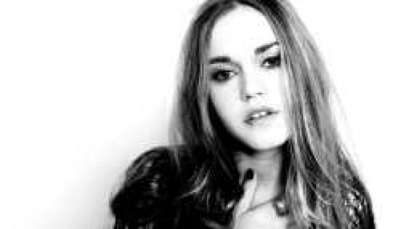 Amanda Mair - Indie-Pop mit...