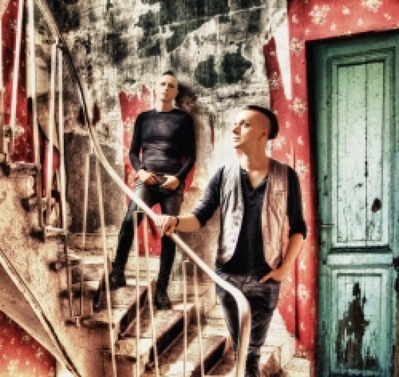 Solar Fake: Neues Album der...