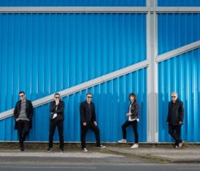 Neues Video "Singularity" von New...